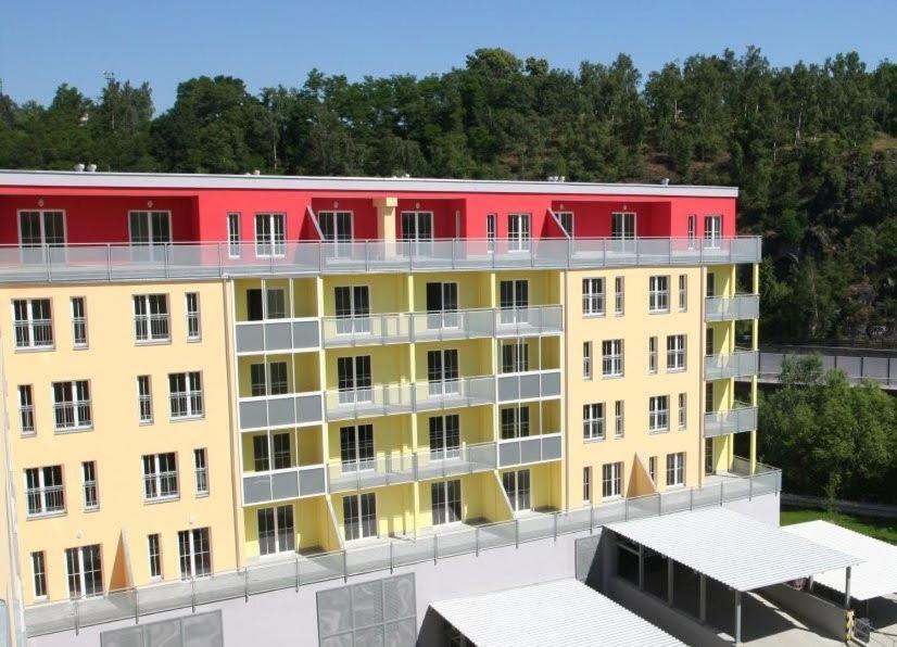Apartman Rezidence Certovka 2121 Free Parking Garage Карловы Вары Экстерьер фото